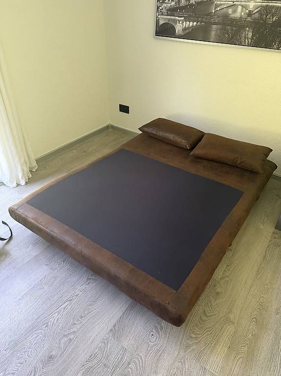 Sofas: Vend canapé Lit – Gebraucht aus Cernier von jo1069 1