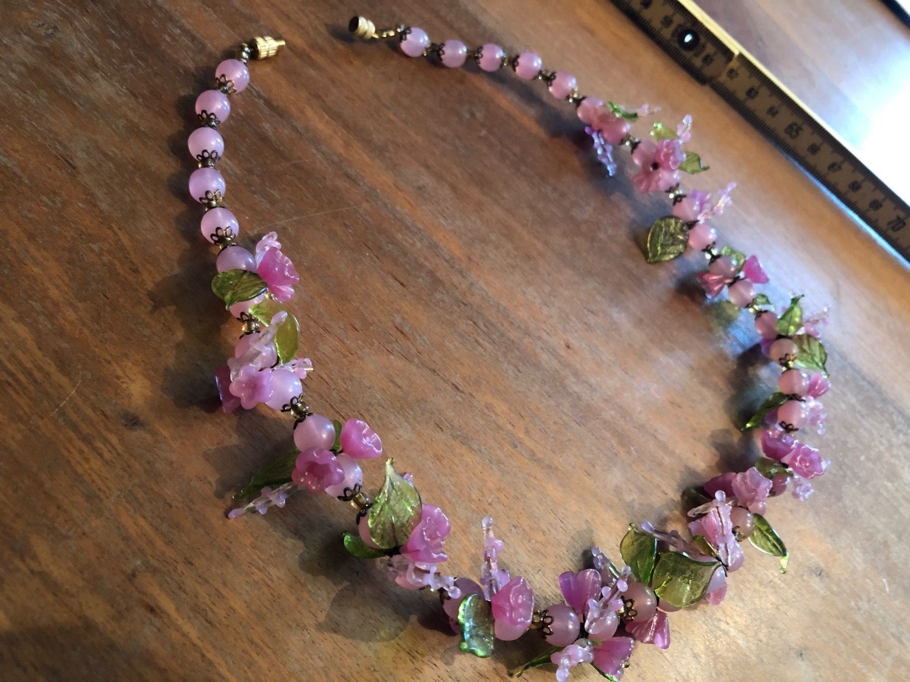 Catenine: GABLONZER GLASBLÜTEN COLLIER in rosa. – Nuovo (secondo la descrizione) da Wald ZH venduto da mlnt 2
