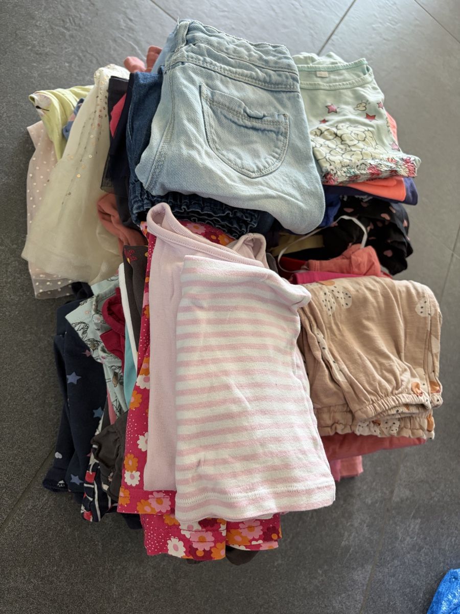 Ensembles coordonnés: Kleiderpaket Mädchen 110/116 – D'occasion à Günsberg par Sus_Anne