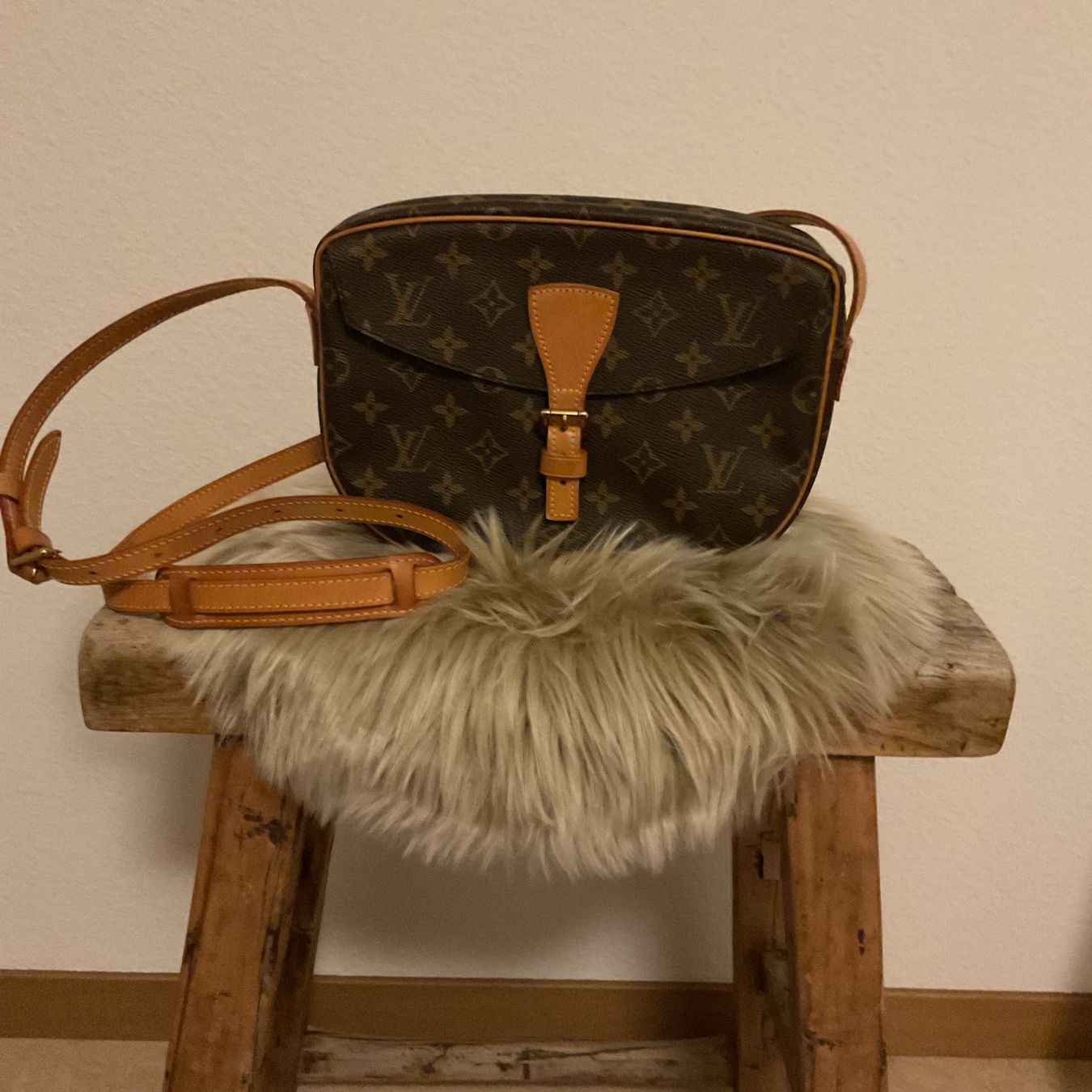 Louis Vuitton Borse da donna: Louis Vuitton Jeune Fille MM – Usato da Wettingen venduto da guiwa