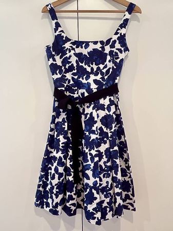 Carolina Herrera Kleid  Grösse 4 ( S )