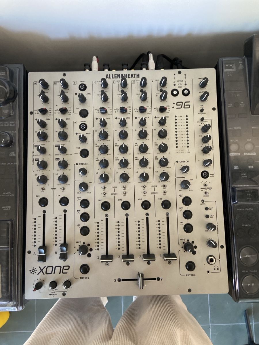Pioneer Platines de mixage: Cdj 3000 + xone 96 – Neuf (Voir description) à Lausanne par zel_f28y 3