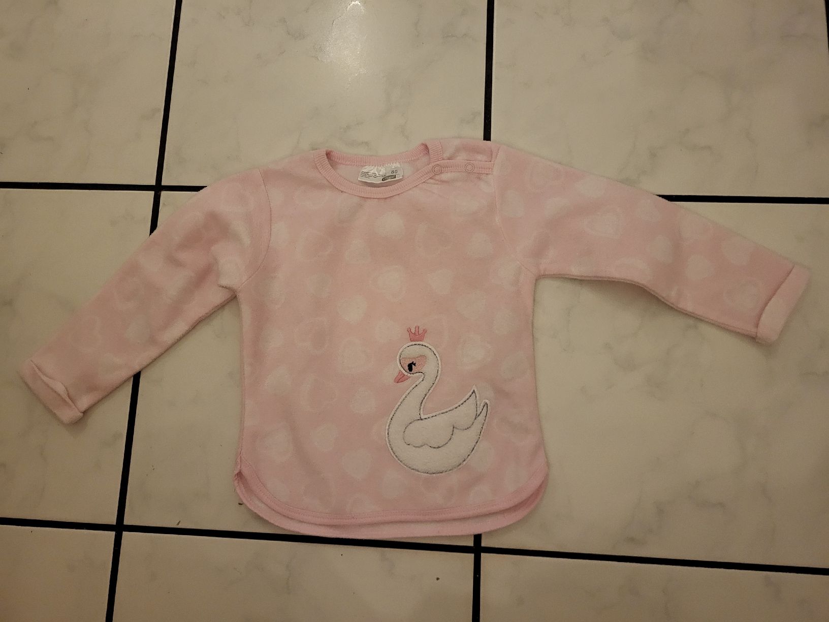 Maglioni & Felpe: Süsses Mädchenpulli, Gr. 86, rosa mit Schwan – Usato da Felben-Wellhausen venduto da Brummbaer90