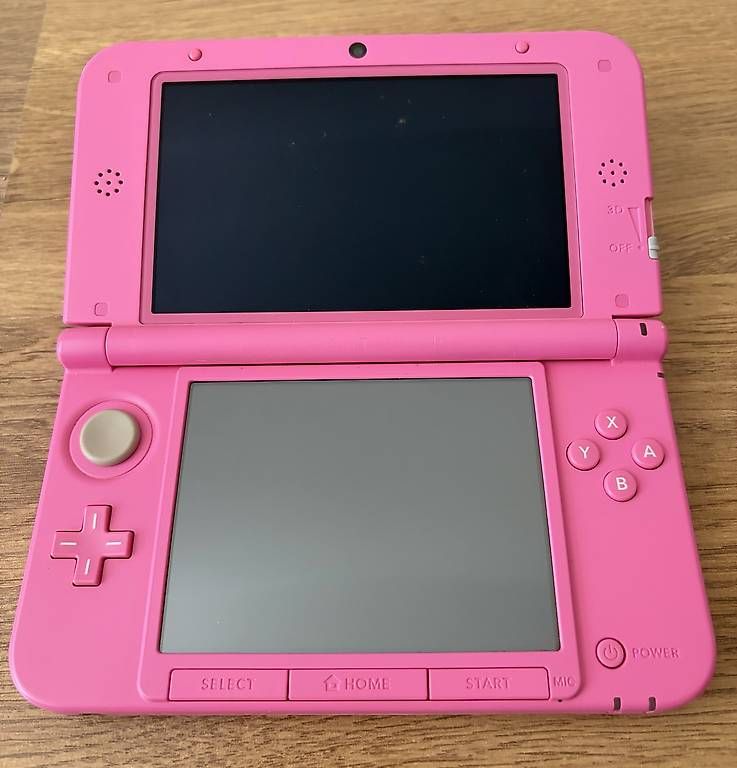Nintendo Console: Nintendo 3DS XL Pink – Usato da Glattpark(Opfikon) venduto da Beubeu44 1