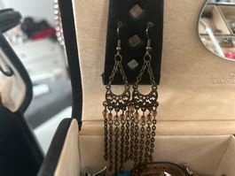 Elegante Ohrringe im Ethno-Stil