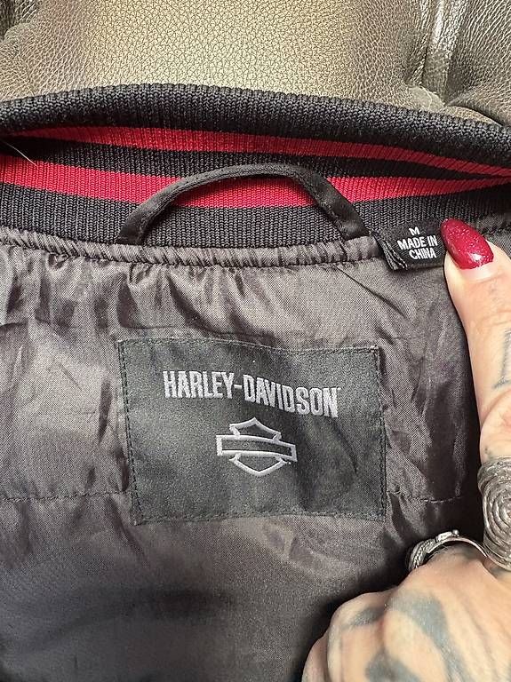 Jacken: Neuwertige Harley Davidson Bomberjacke Gr.M – Gebraucht aus Dagmersellen von atu_f7x5 3