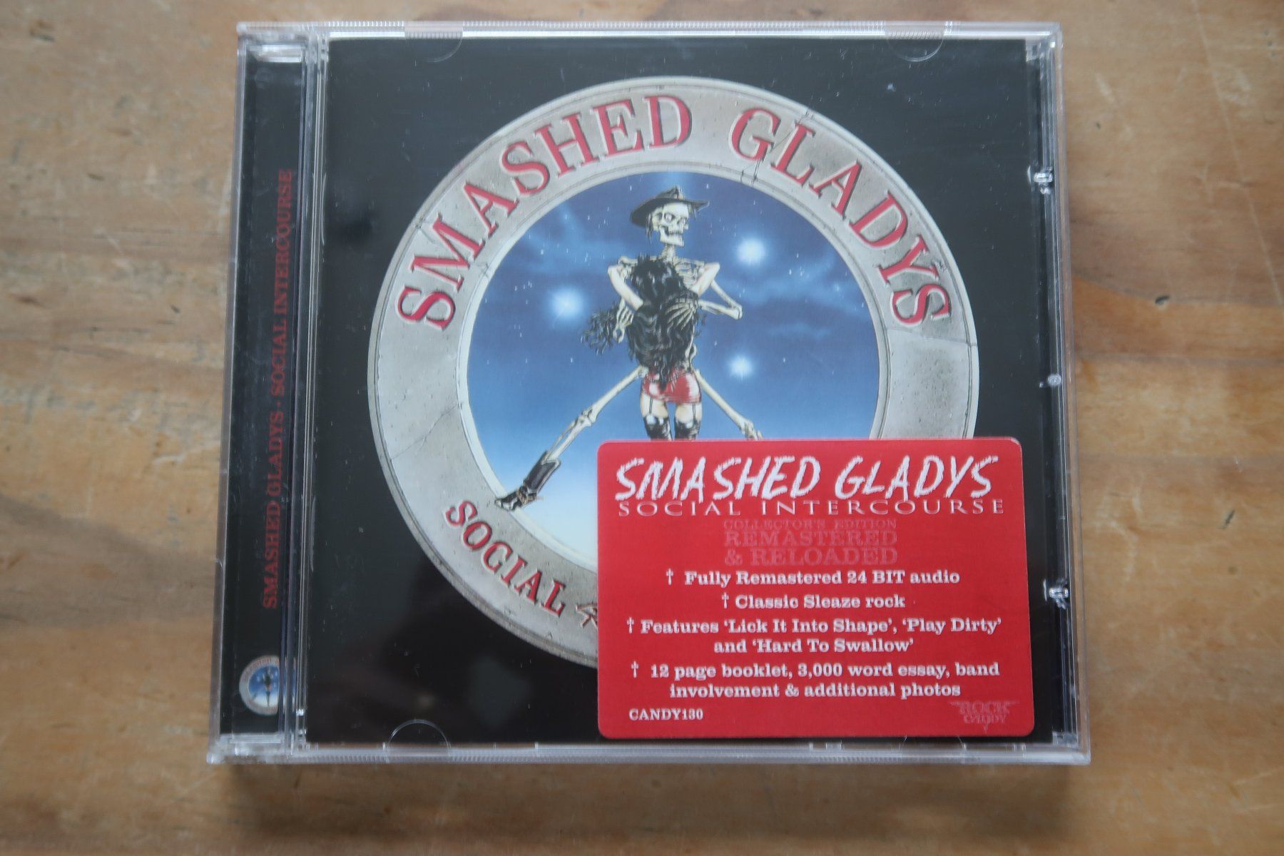 CD: SMASHED GLADYS - SOCIAL INTERCOURSE - CD – Usato da Basel venduto da Patiscat