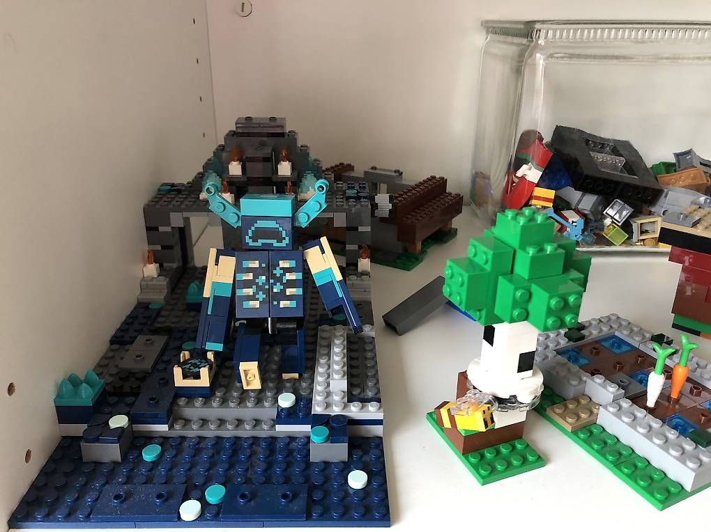 Lego Kit di costruzioni: Minecraft Lego Sammlung – Usato da Küttigen venduto da Solluna 3
