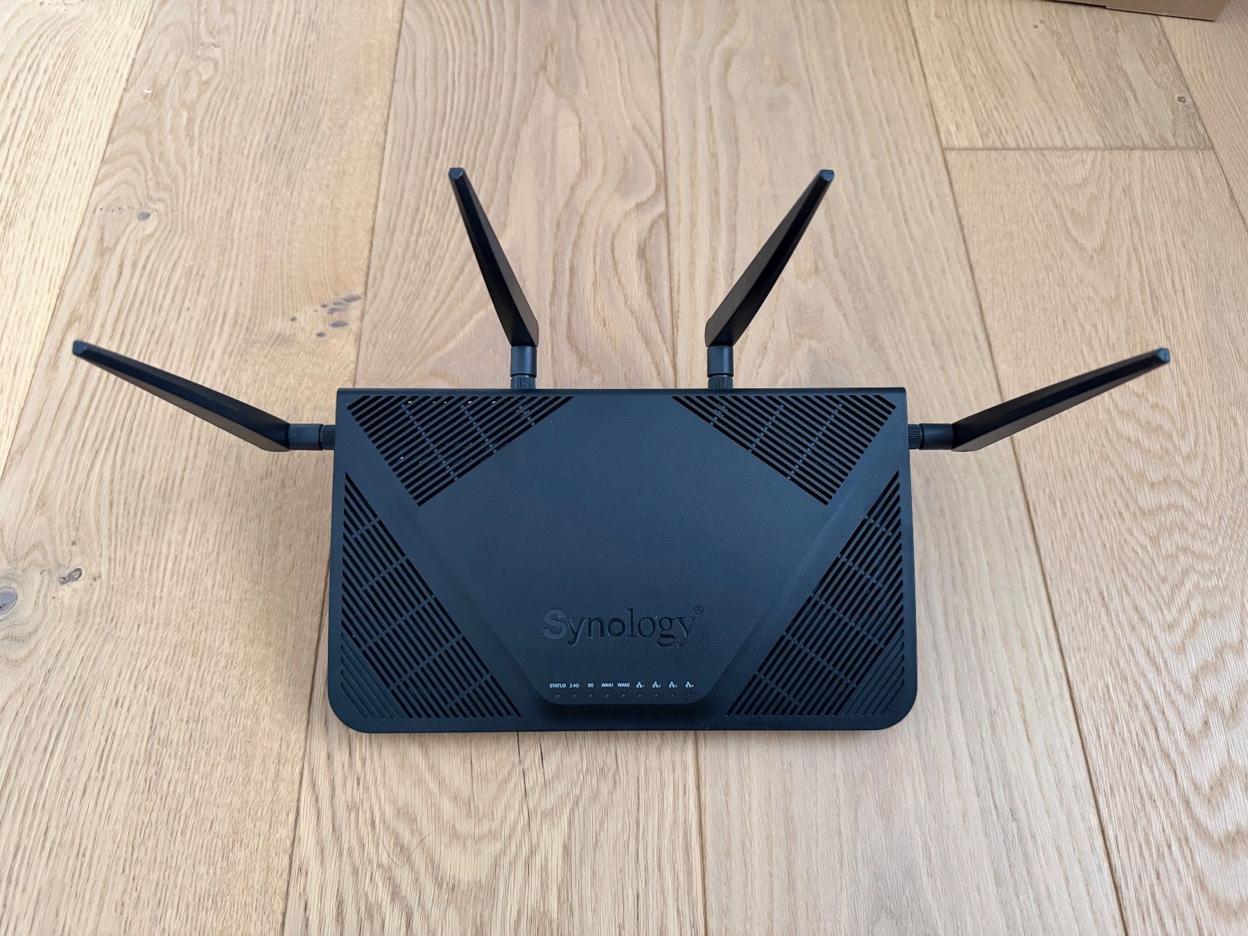 Synology Modems & Router: Synology RT2600ac Mesh Router WIFI – Gebraucht aus Le Mont-sur-Lausanne von Carl2k
