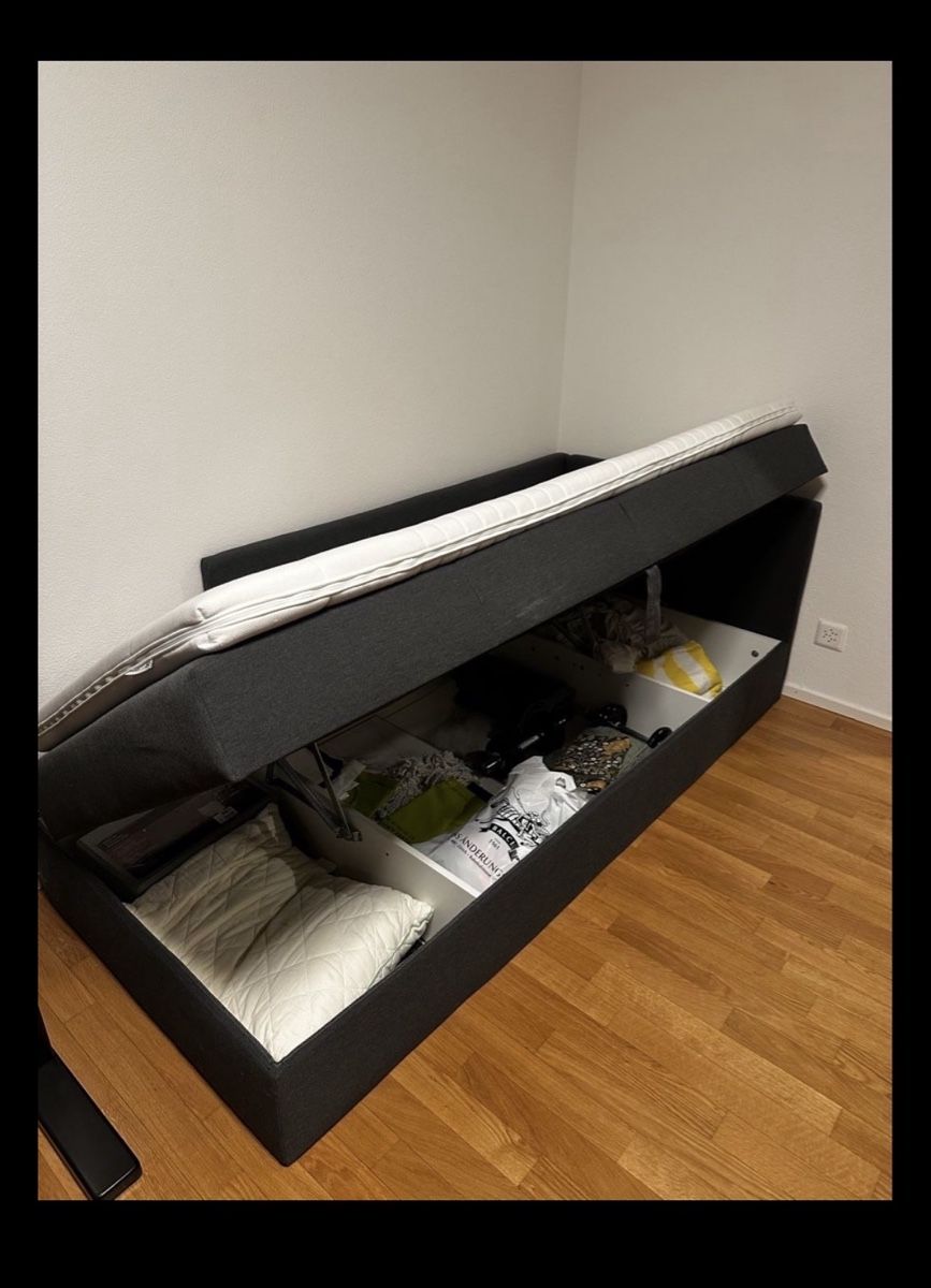 Lits: Bett mit Stauraum – D'occasion à Bonstetten par mar_vs88