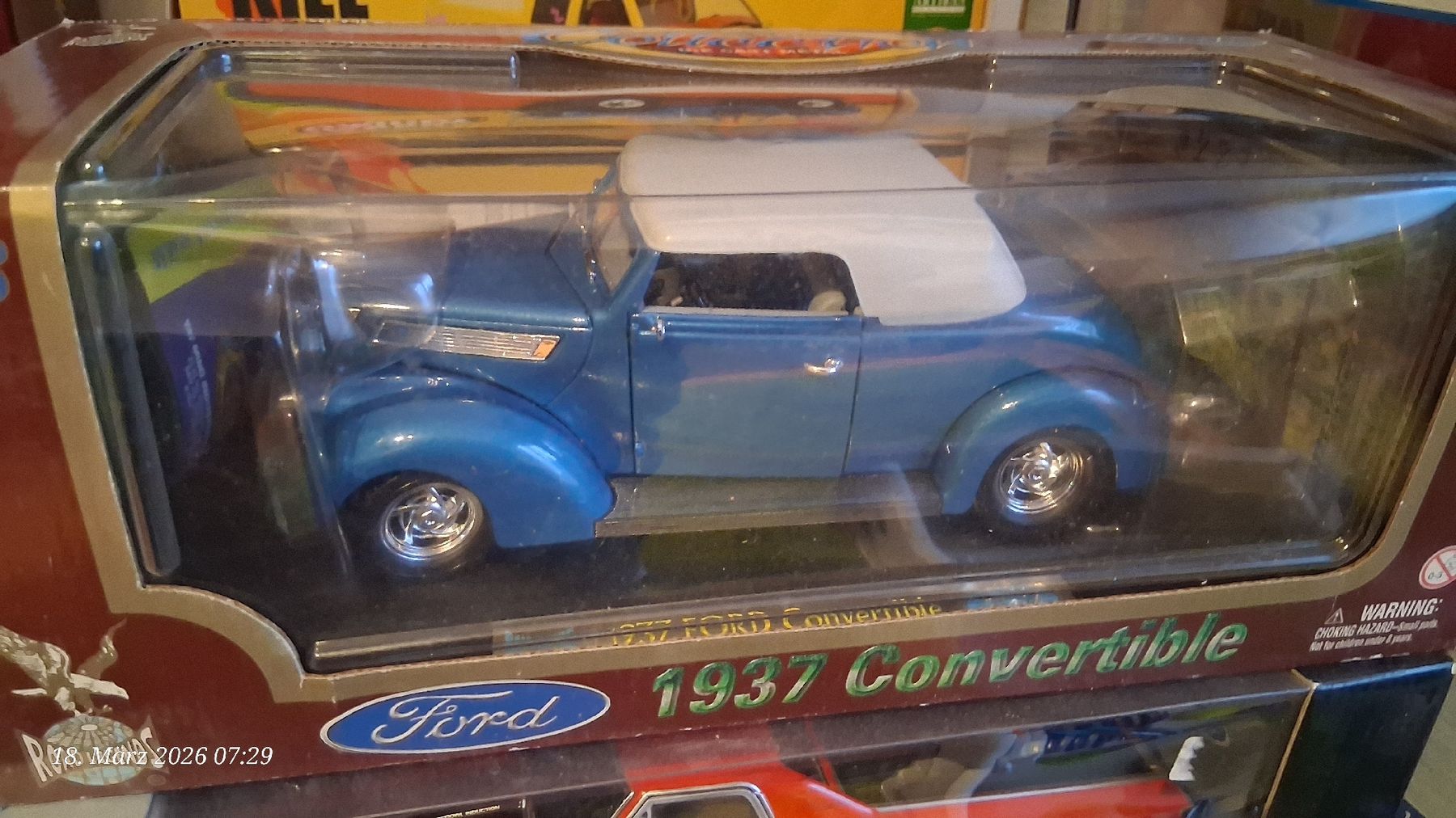 Yat Ming Modellini d'auto: 1937 Ford Convertible – Nuovo e nell'imballaggio originale da Wolfenschiessen venduto da 2-stroke-garage