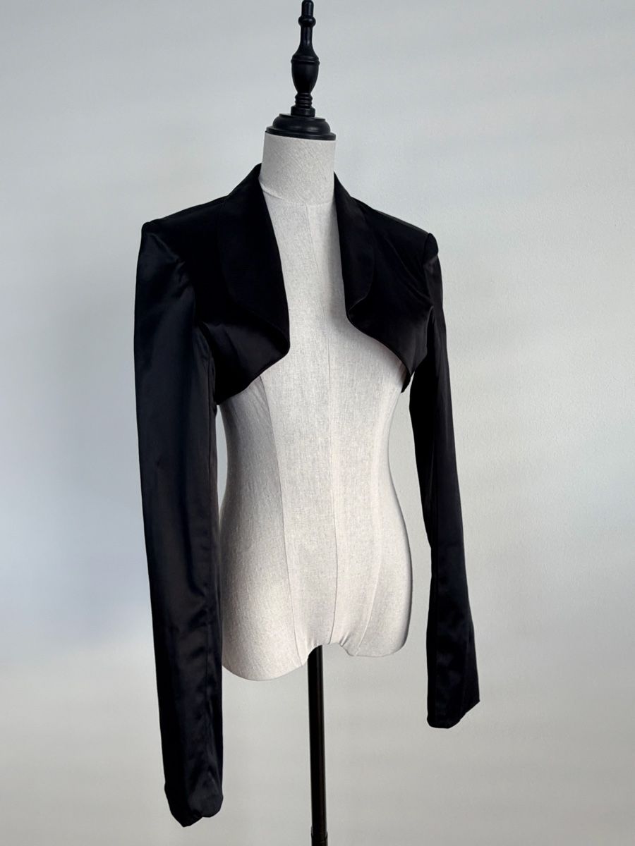 Bolero: Bolero schwarz Gr. M – Usato da Rothenburg venduto da rana7666
