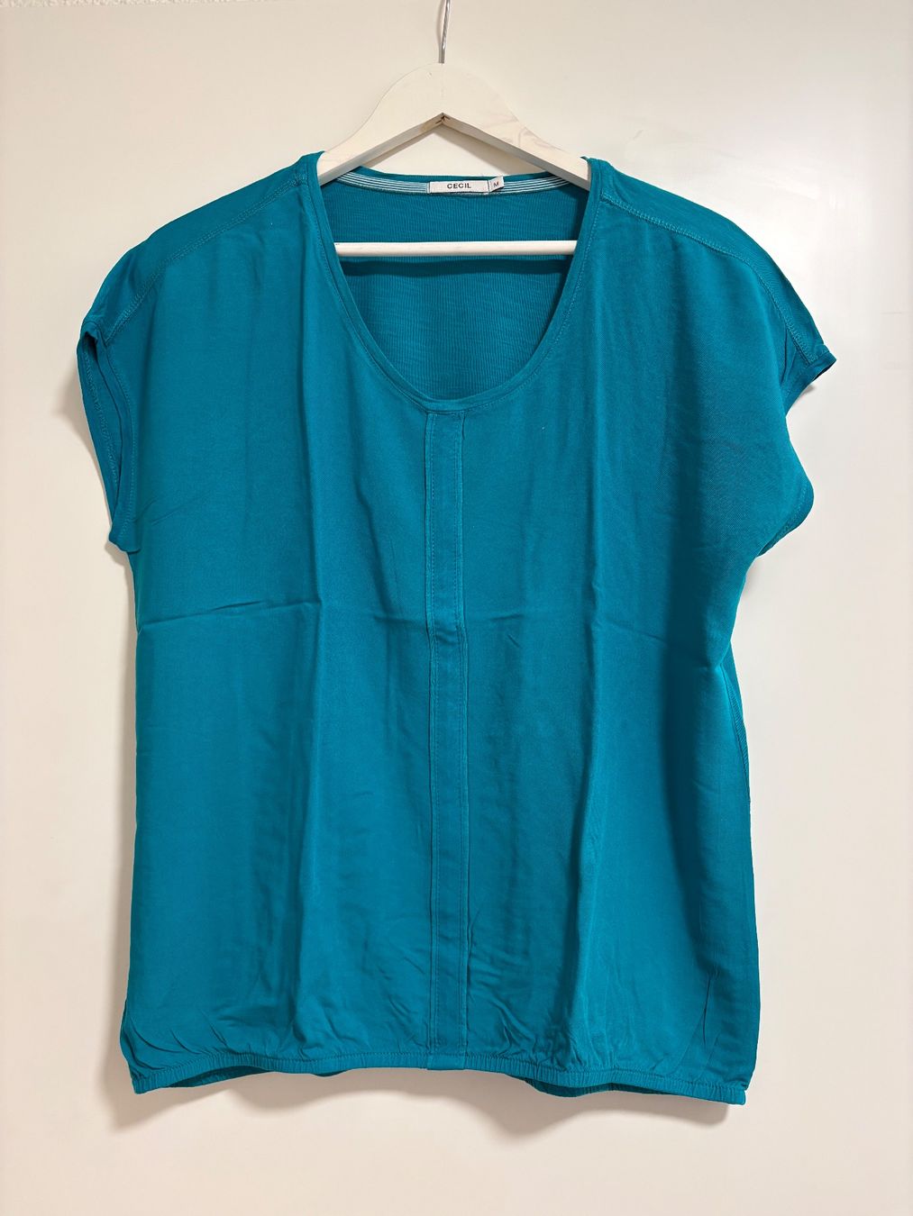 T-shirts: Damen T- Shirt Gr. 38 – D'occasion à Embrach par Bdennis