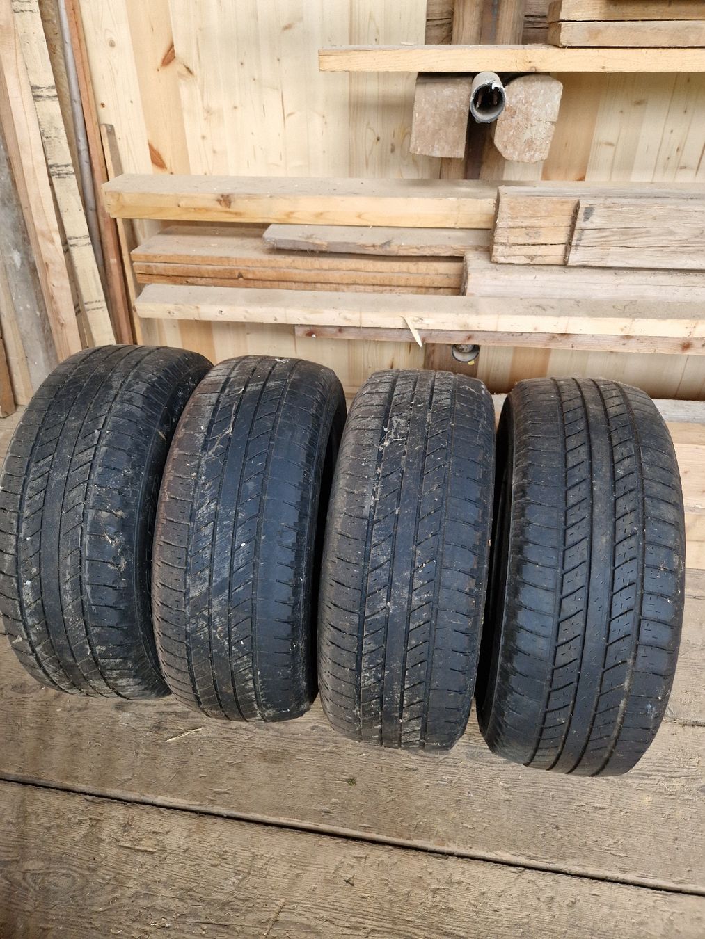 Goodyear Pneus & Kompletträder: Pneu GOODYEAR WRANGLER 265/65R17 M+S – Gebraucht aus rain von andy.88