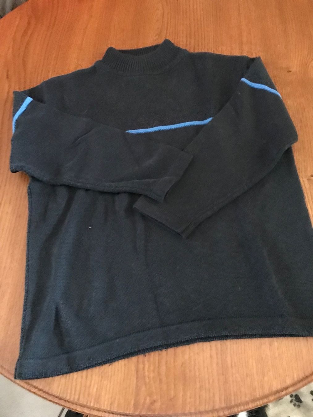 Pullover & Sweatshirts: Pull garçon – Gebraucht aus Montsevelier von ber_88db