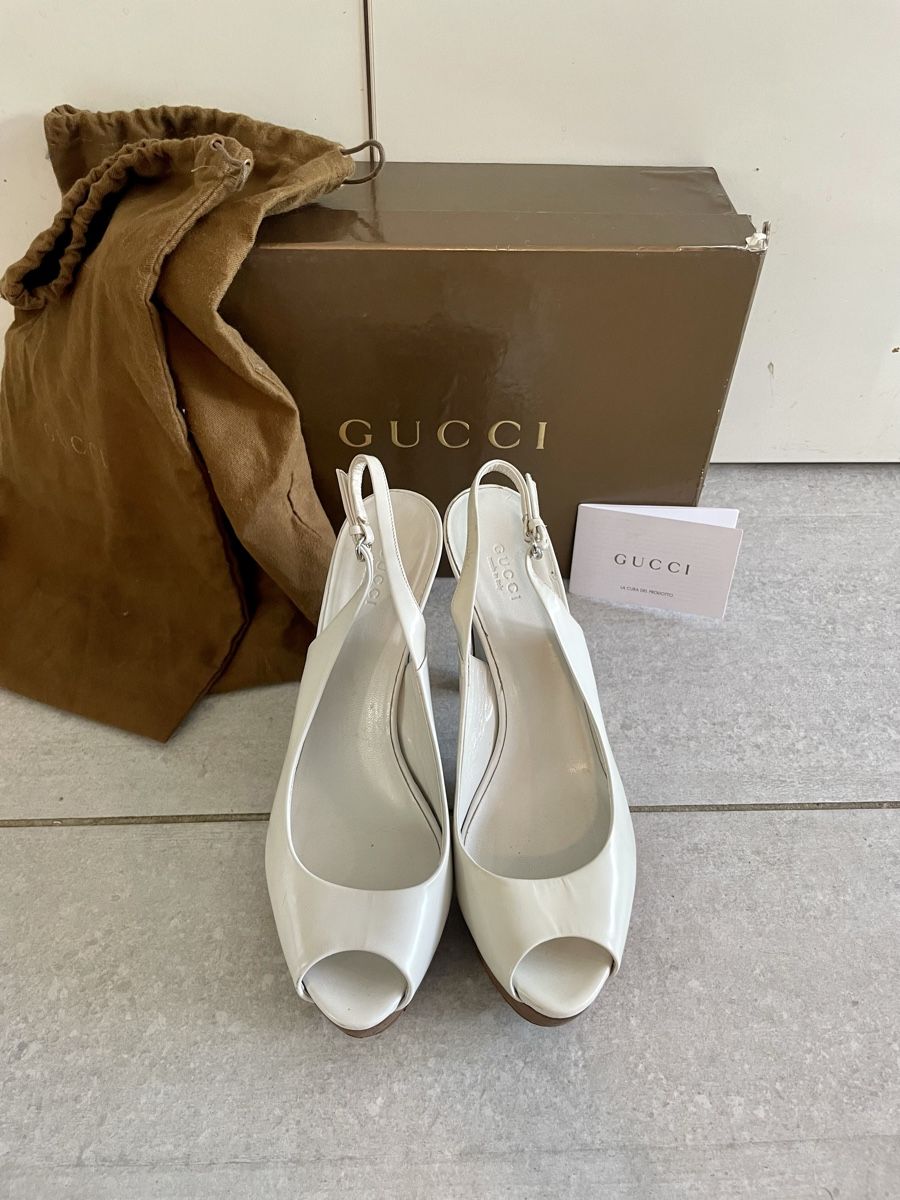 Gucci Scarpe da donna: GUCCI White Sandal Wedges - 38.5 – Usato da Roche VD venduto da closetcleanse 1