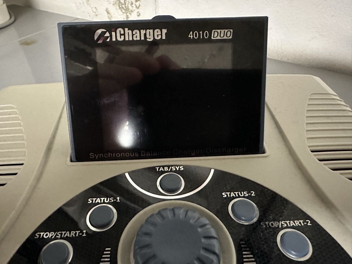 Accus, Chargeurs & Blocs d'alimentation: i Charger 4010 DUO – D'occasion à Uerkheim par Crank99 2