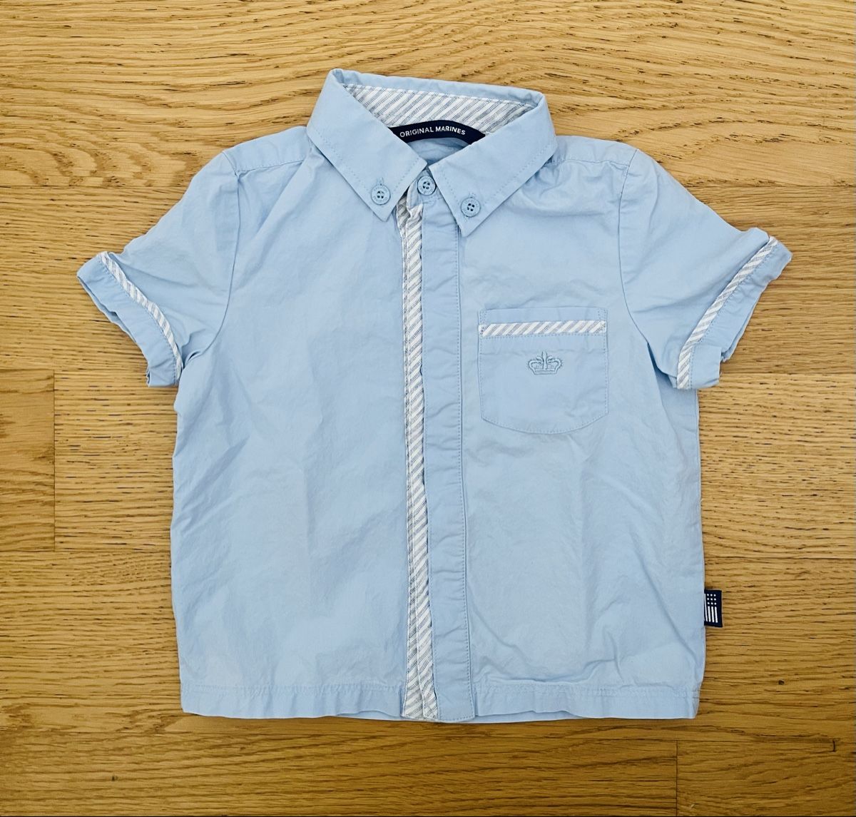 Hemden, Tops & T-Shirts: Chemise bébé Taille 80 – Gebraucht aus Sion von FashionStore3