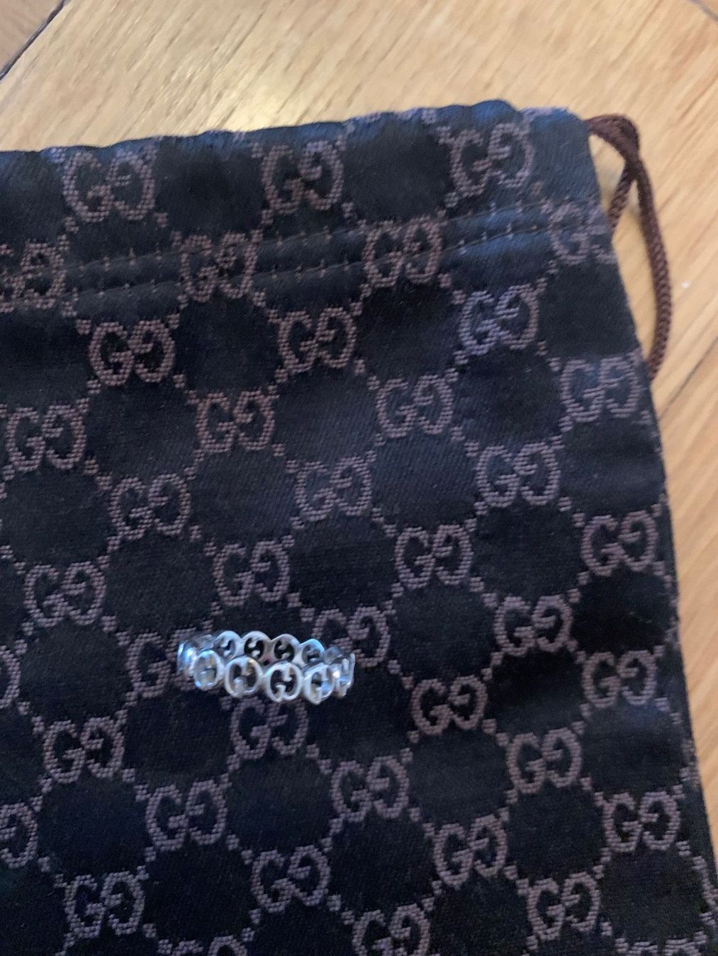 Gucci Anelli: Gucci Ring Weissgold – Usato da Glattbrugg venduto da A.S.90 3