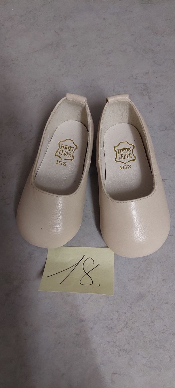 Puppen: wunder schöne Puppenschuhe Leder – Neu (gemäss Beschreibung) aus Muri AG von nindo1