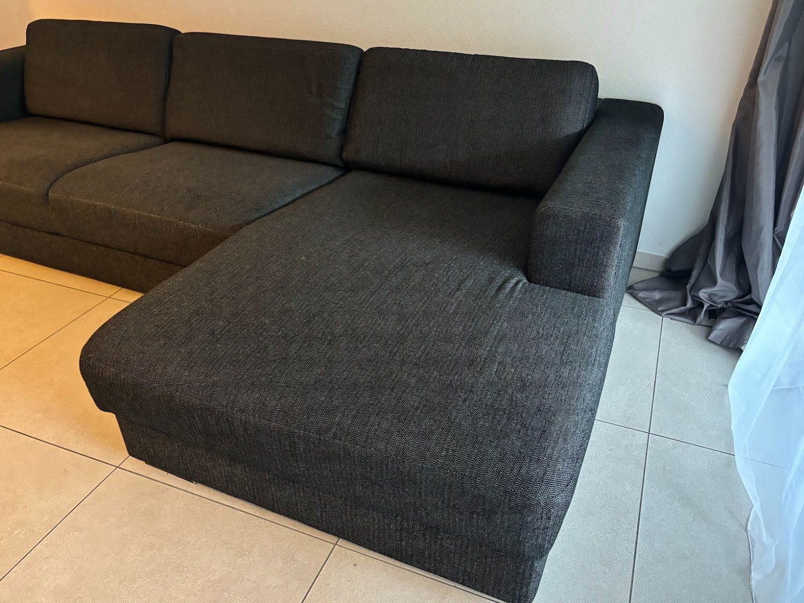 Divani: Schwedisches Sofa (kein IKEA), Schwarz-Graphit – Usato da Chur venduto da meteor26 1