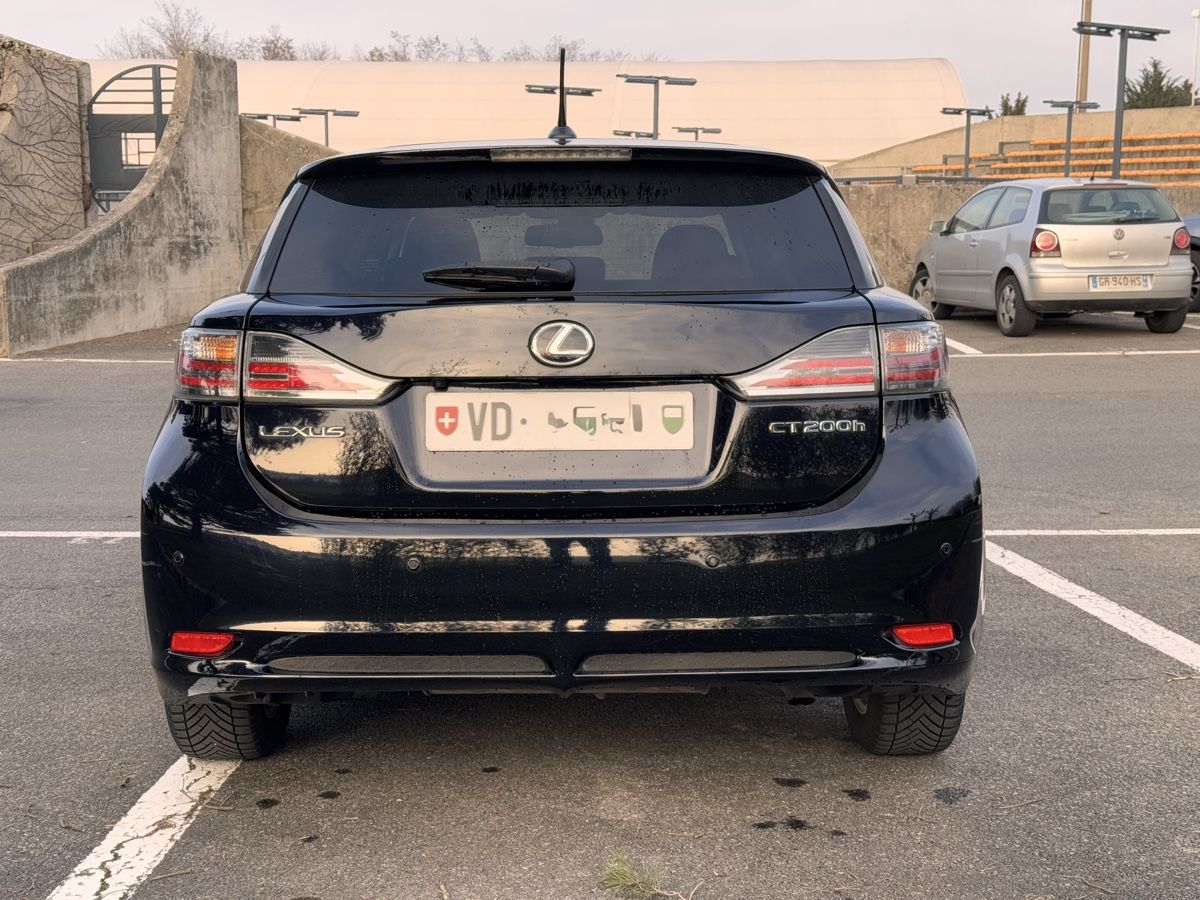 Lexus Autos: Lexus CT200H – Gebraucht aus Chavannes-de-Bogis von  5