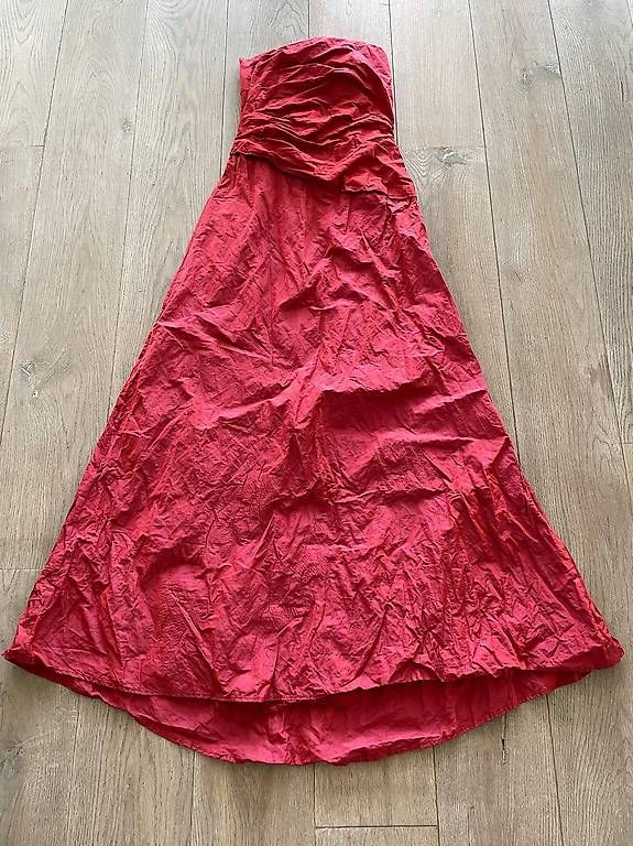 Vestiti: Abendkleid 36 rot – Usato da Alpnach Dorf venduto da rerifeme 1