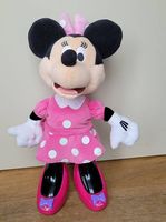 Minnie 35cm qui tient debout, parle,chante et danse