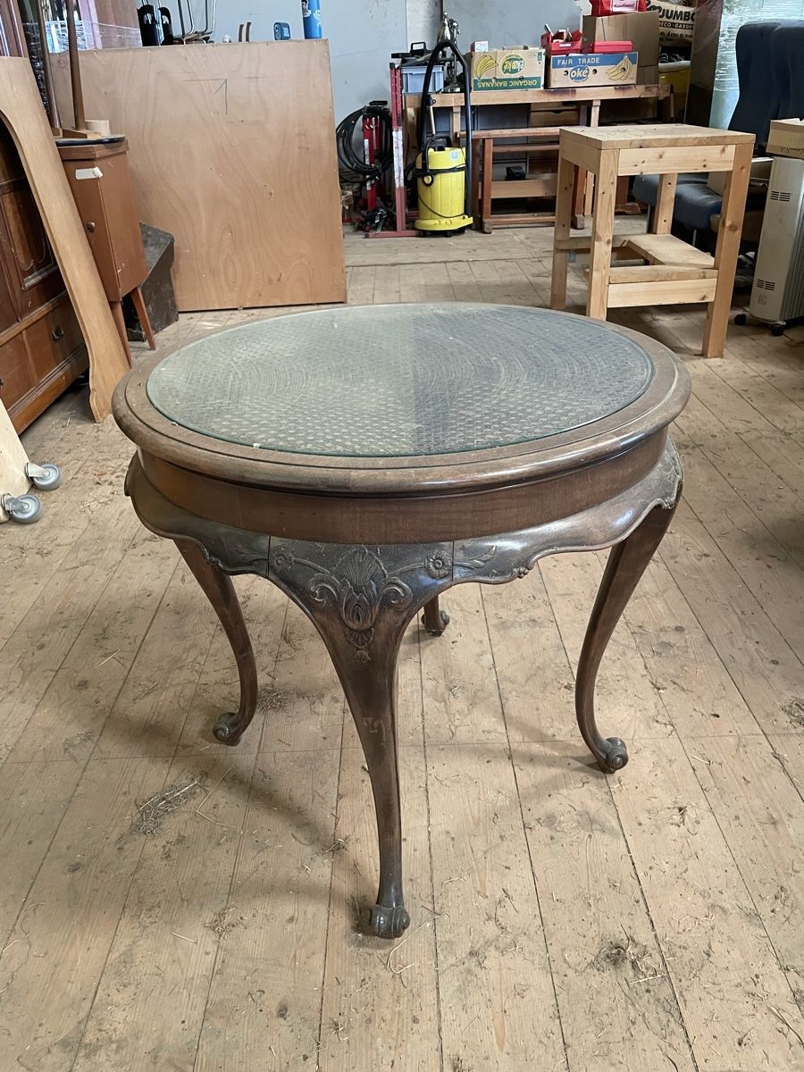 Tables: Jugendstil Beistelltisch  – D'occasion à Schübelbach par leodch