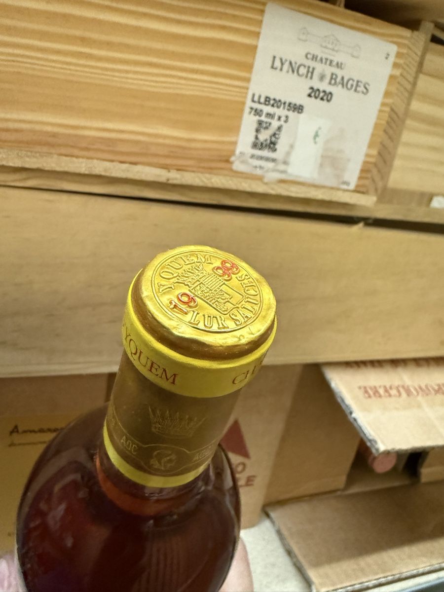 Yquem Vino: Chateau d'Yquem, 1999 – Nuovo e nell'imballaggio originale da Troinex venduto da Airain 1