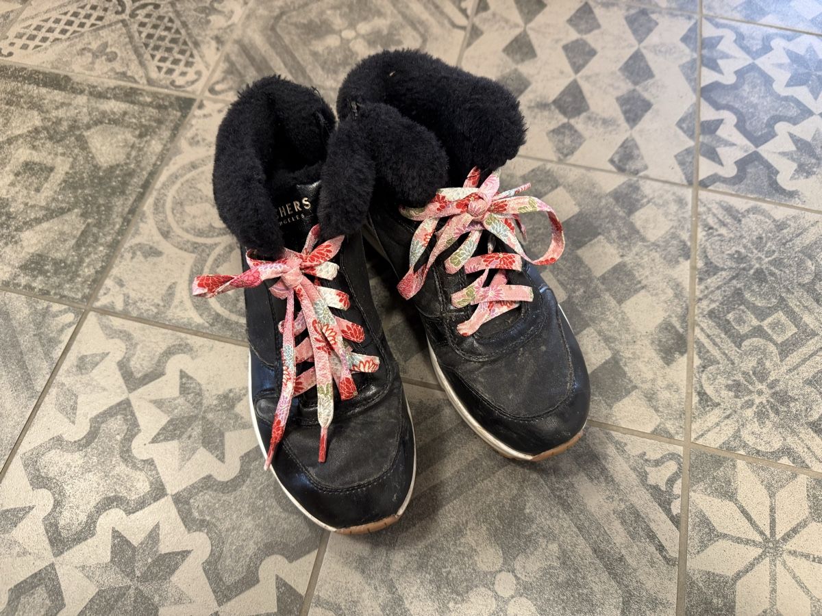 Skechers Schuhe für Mädchen: Skechers Gr. 36 – Gebraucht aus Winterthur von tanscha 1