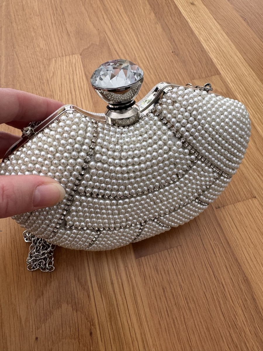 Borse da donna: Borsa Duki Daso per donna, con perle e strass, argento – Nuovo e nell'imballaggio originale da Someo venduto da sam_hg7j 1
