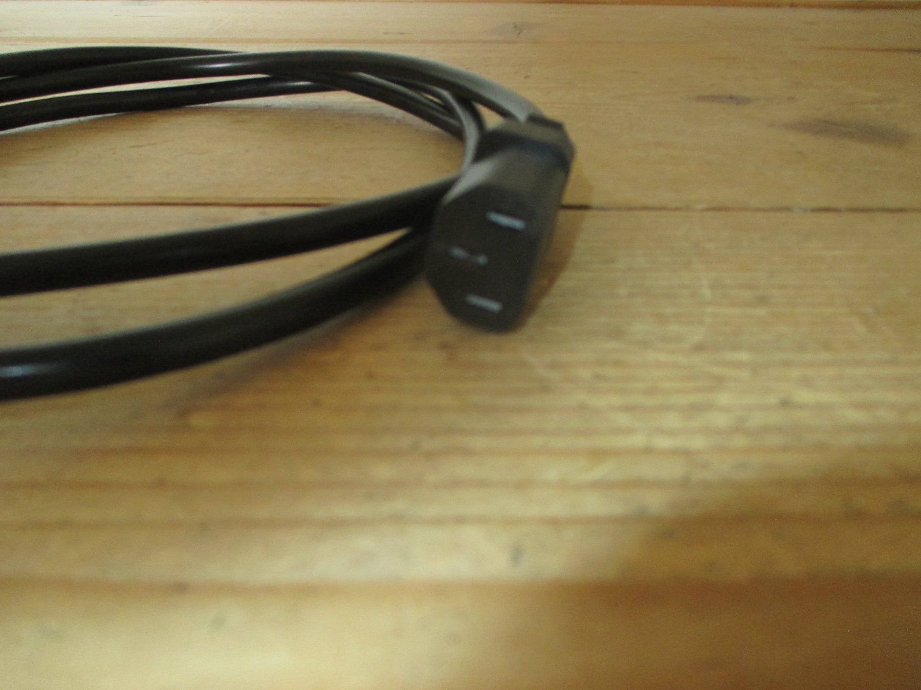 Câbles: Netzkabel mit Eurostecker – D'occasion à Flims - Dorf par Stagediver 1