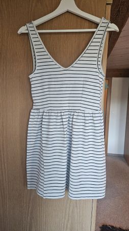 Only Kleid schwarz weiss, Grösse S