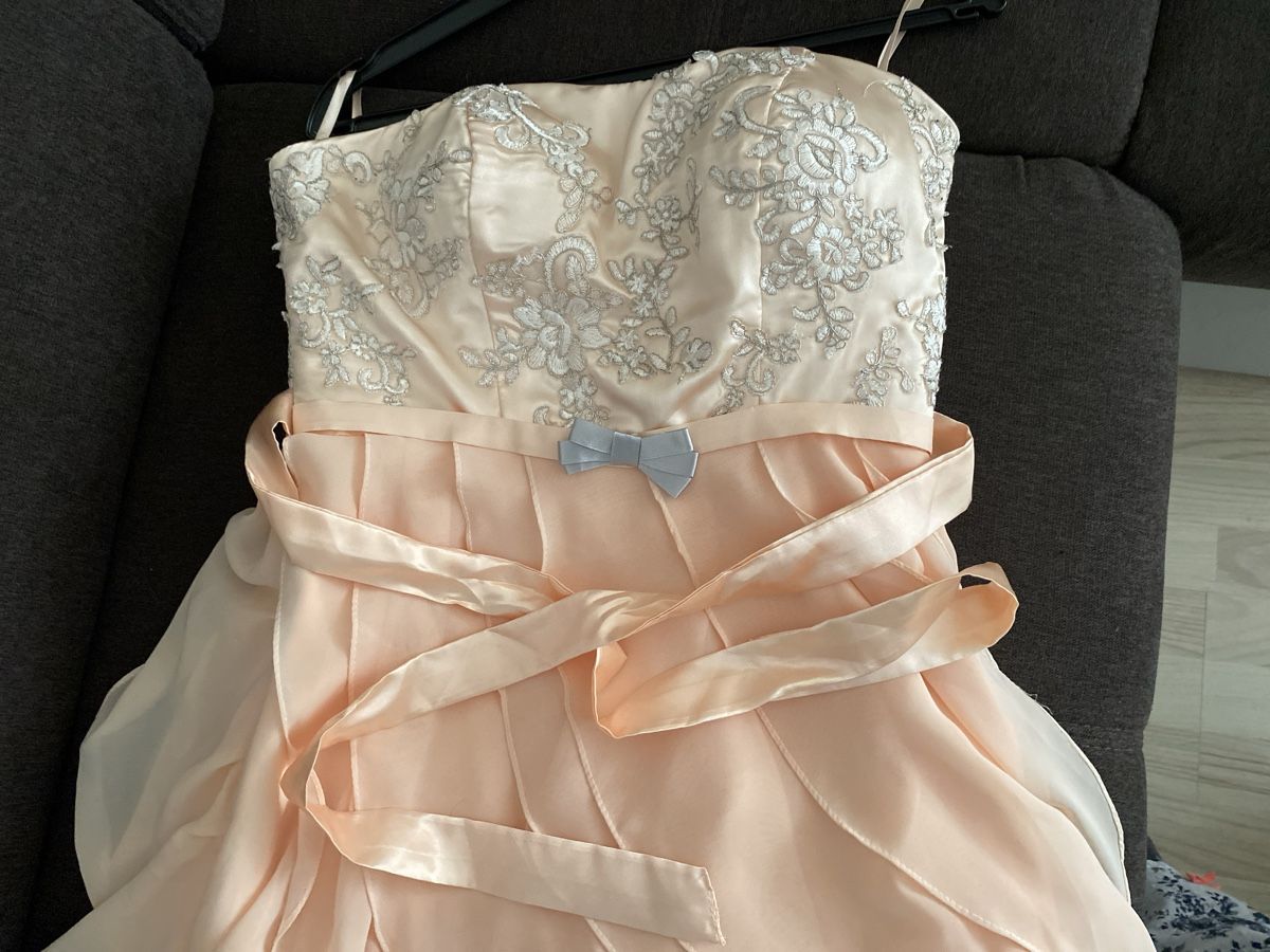 Kleider: Abendkleid – Gebraucht aus Strengelbach von Bycy 3