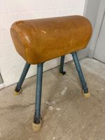 Turngerät Sprungbock, Leder Vintage Retro