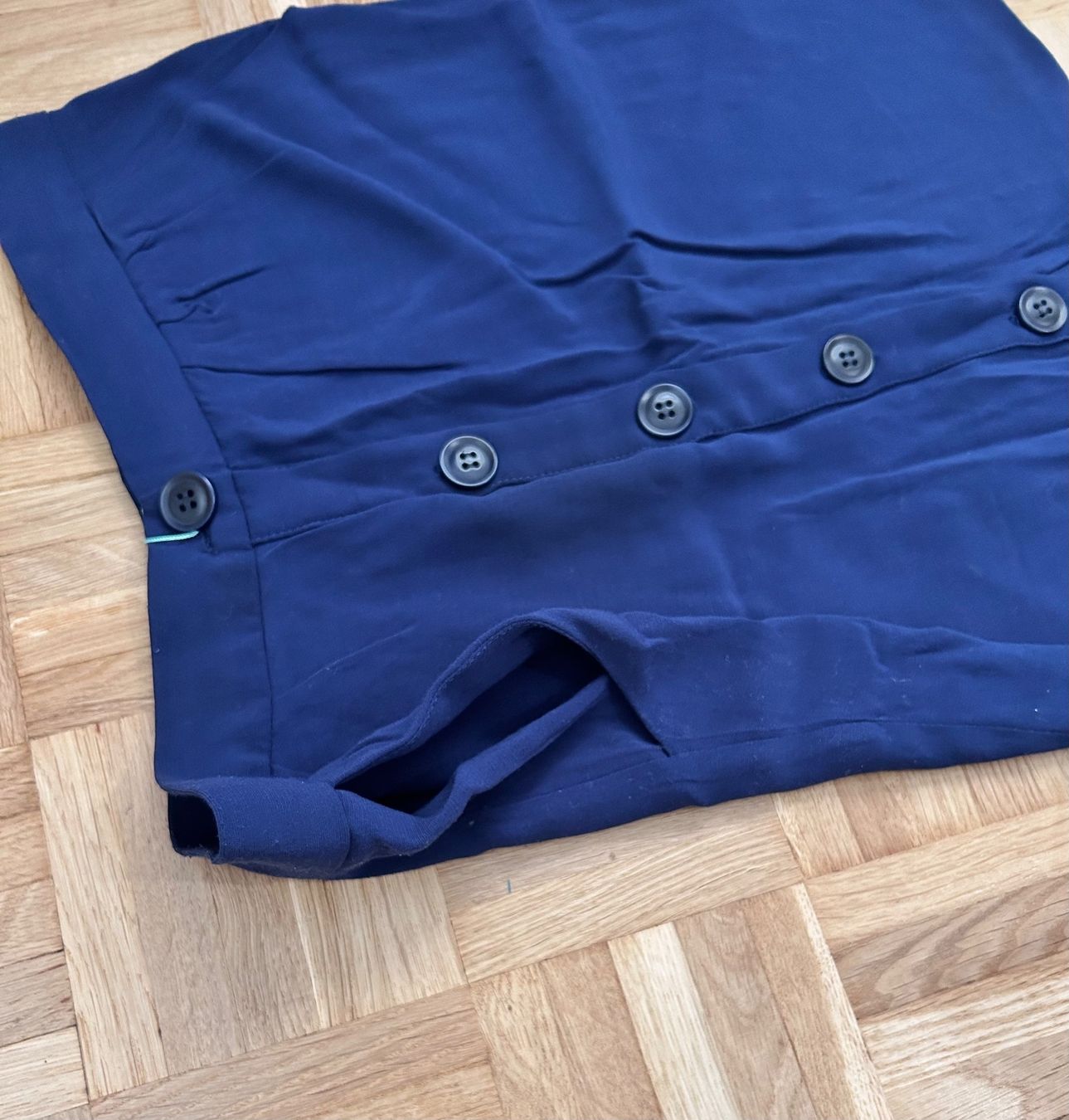 Gonne: Jupe bleue, Bel Air, taille M – Usato da Carouge GE venduto da Emilynette 1