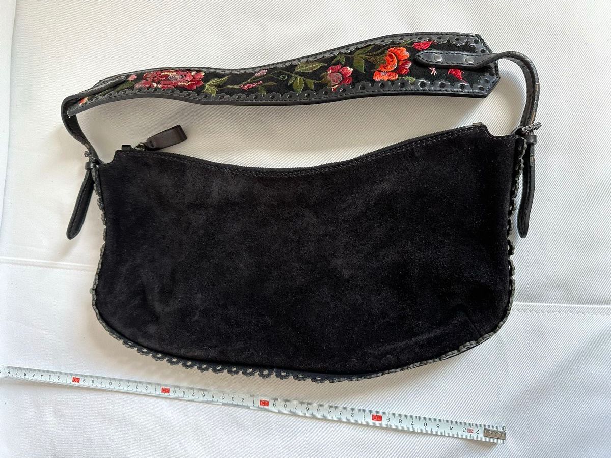 Borse da donna: Valentino Garavani Tasche – Usato da Zollikon venduto da _M65_ 1