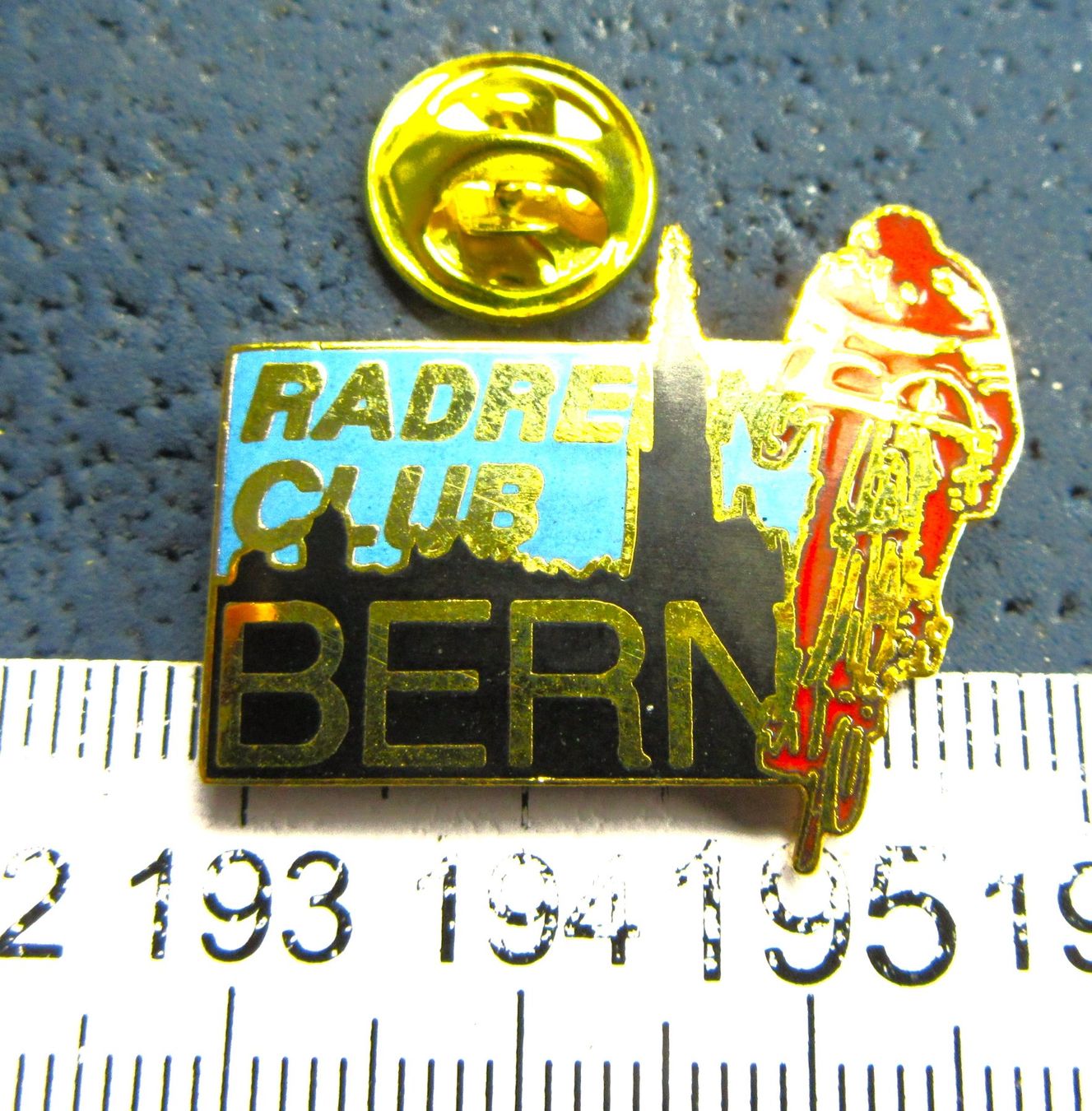 Swiss Plaketten & Abzeichen: RADRENNEN BERN PIN – Gebraucht aus Ettingen von Hausi4711