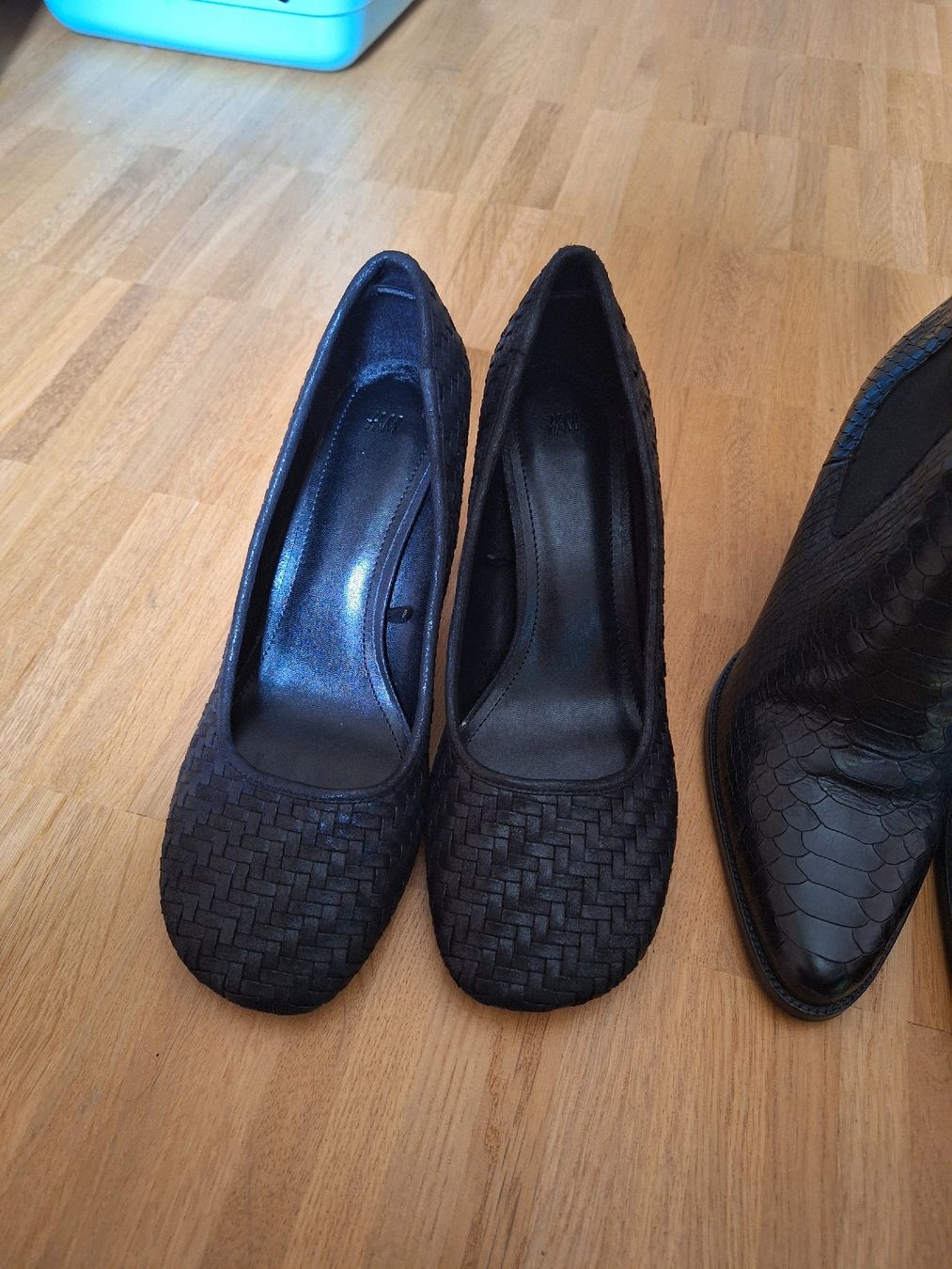 Scarpe da donna: Schuhpaket Grösse 40 – Usato da Riehen venduto da Mamestra 1
