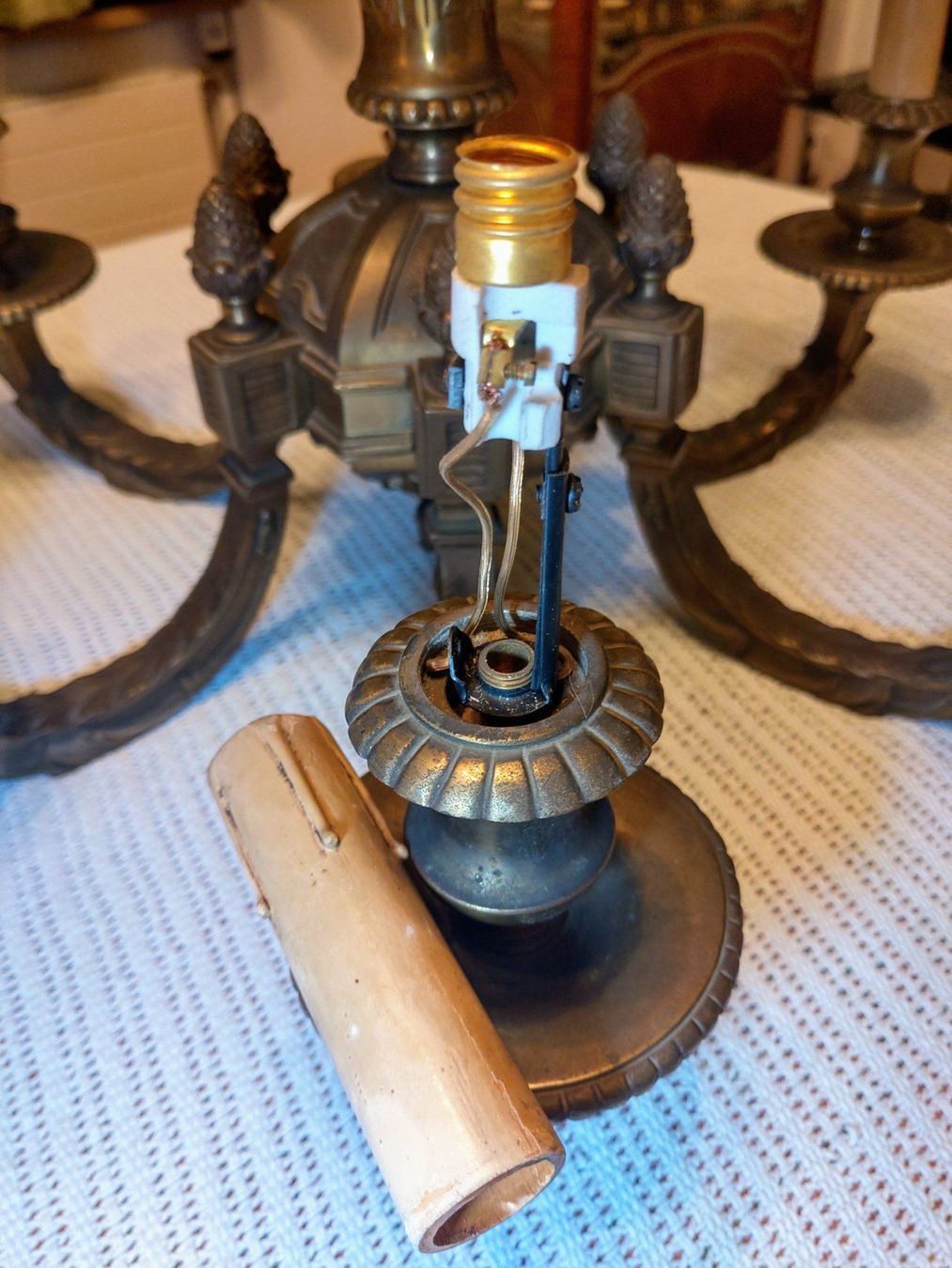 Lampadari & plafoniere: Antiker Bronze-Kronleuchter 12kg | aus Anwaltskanzlei Rom – Usato da Brugg AG venduto da Amei24 4