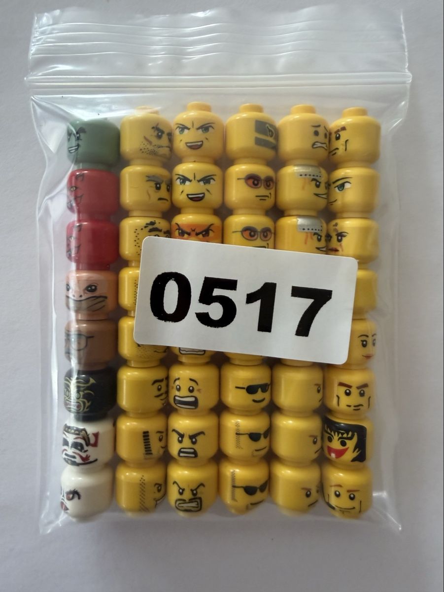 Lego Spielzeuge: Lego Minifiguren Köpfe, Mix, 48 Stück  – Gebraucht aus Rheinfelden von zim_2hqc 1