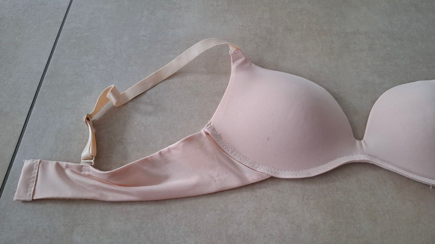 Sonstige Unterwäsche: BH - Grösse S – Neu und originalverpackt aus Rickenbach b. Wil von VeryLovelyThings 1