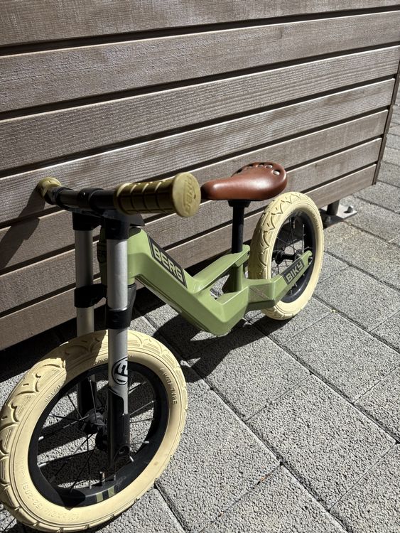 Vélo d'équilibre biky trail vert avec frein à mains 2-5 ans, berg
