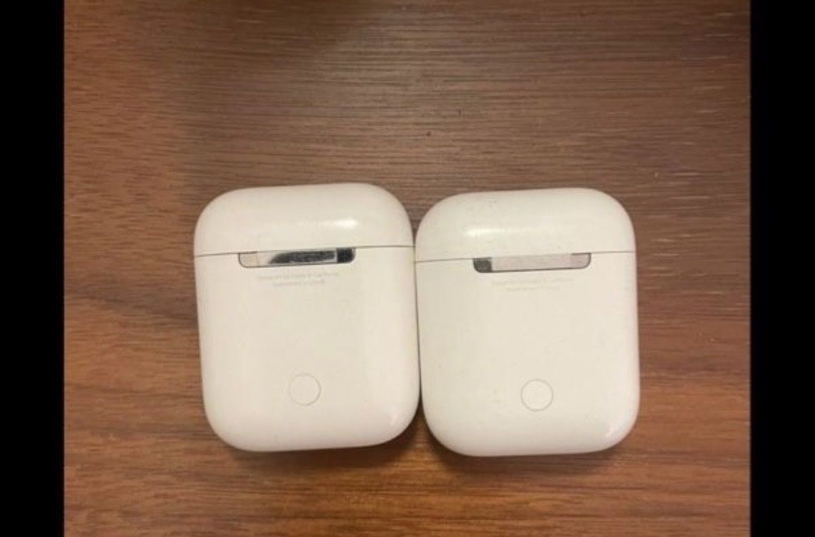 Apple Kopfhörer: 2x Airpods Defekt – Defekt aus Dietikon von sal_zdn5 1