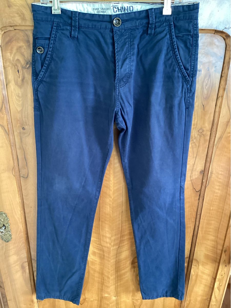 Tom Tailor Hosen: Tom Tailor Denim, Herrenchino, Gr. 31 Inch. – Gebraucht aus Salenstein von Esprit57