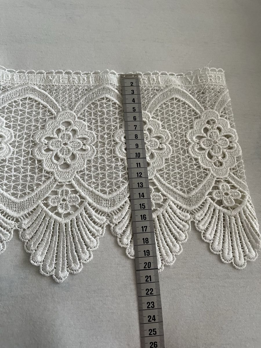 Stoffe: Spitzenband weiss Spitzenband 20 cm – Gebraucht aus Rüfenacht von lilly_67