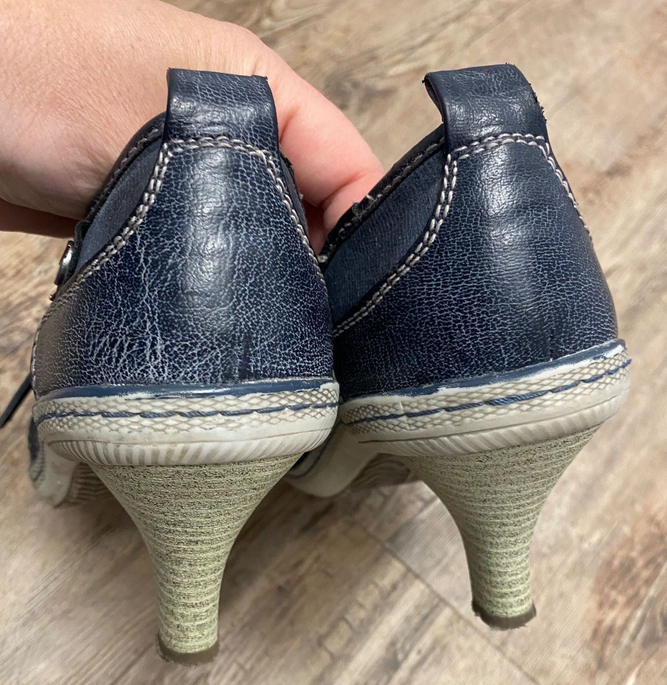 Tamaris Damenschuhe: Gr 39 TAMARIS Pumps Leder TOP – Gebraucht aus Rickenbach b. Wil von sunneschii_ 4