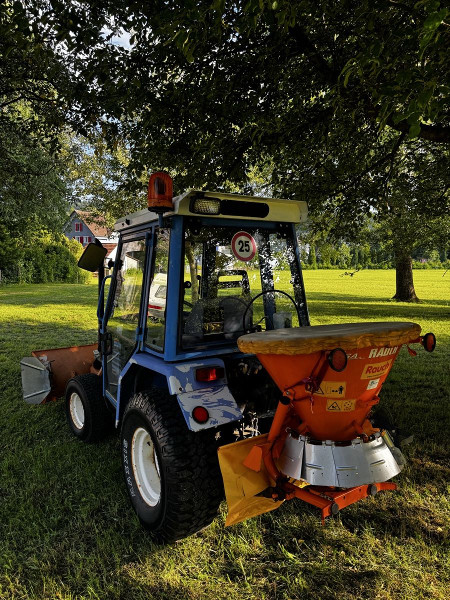 Iseki Trattori: Traktor ISEKI TE 325 F 4x4 – Usato da Niederuzwil venduto da Michael1990_ 4