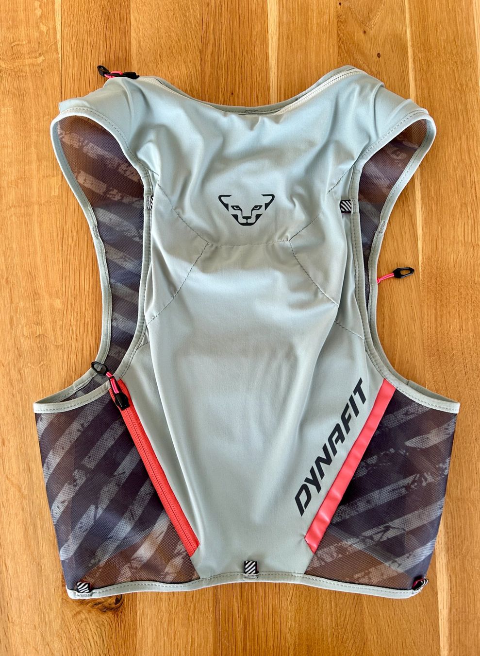 Dynafit Zaini: Dynafit Trail 6 Trailrunningrucksack & Stockhalter – Usato da Wangen b. Olten venduto da Wing_081 2